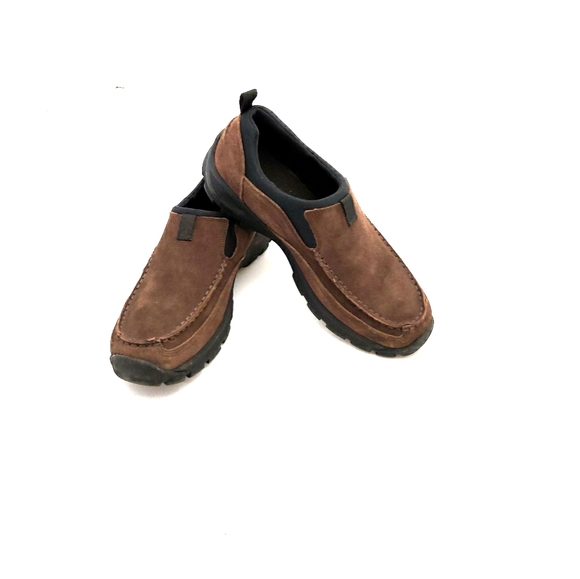 men's all weather slip on shoes